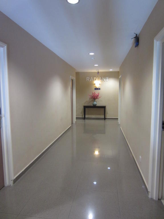 Radiant Hotel Sitiawan Exterior photo