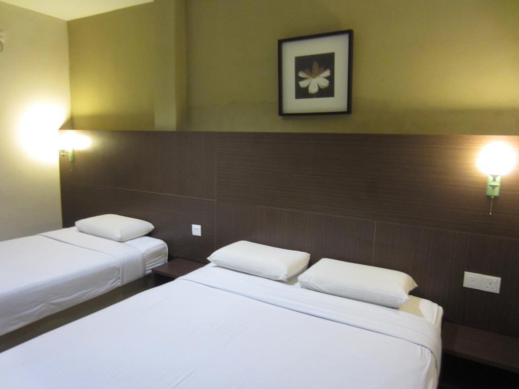 Radiant Hotel Sitiawan Room photo